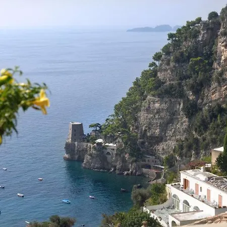 Sleeps 6 Air Con Wifi Villa Positano